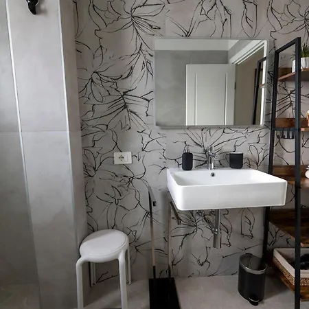 Ziche House Gallipolli